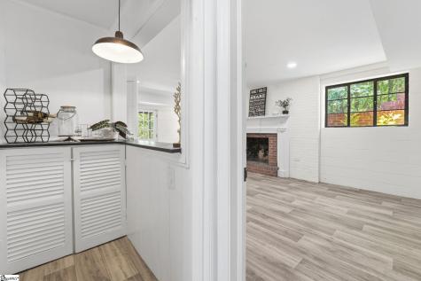 141 Shoreham Road Spartanburg SC 29307