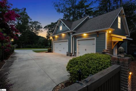 16 Willow Springs Drive Greenville SC 29607