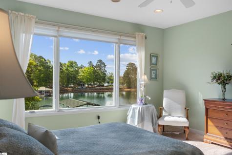305 S Reach Lane Salem SC 29676