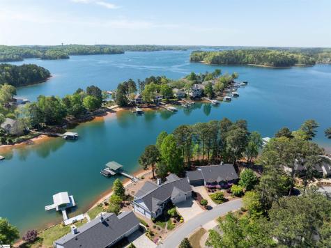 305 S Reach Lane Salem SC 29676