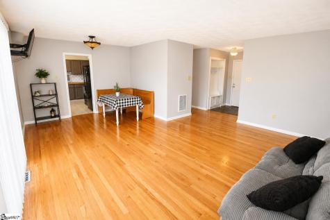 150 Greenway Drive Cowpens SC 29330