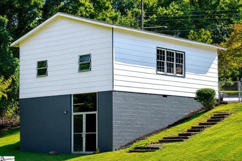 150 Greenway Drive Cowpens SC 29330