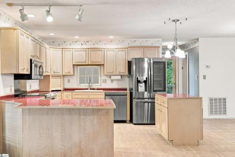47 Green Valley Road Greenville SC 29617