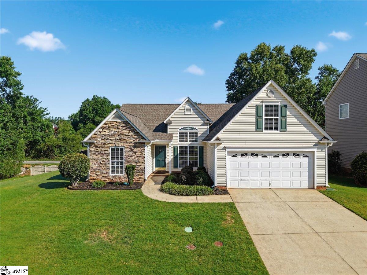 207 Grimes Drive Simpsonville SC 29681