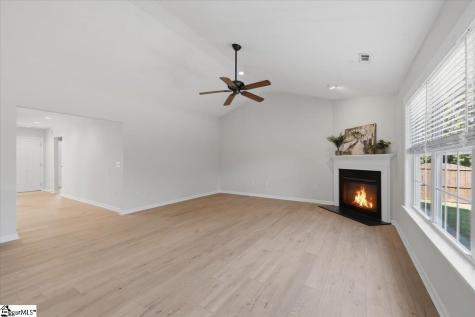 207 Grimes Drive Simpsonville SC 29681