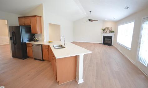 207 Grimes Drive Simpsonville SC 29681