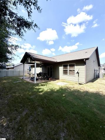 8 Robin Drive Anderson SC 29626