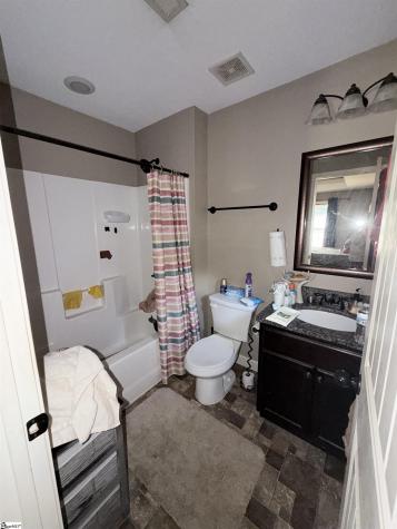 8 Robin Drive Anderson SC 29626
