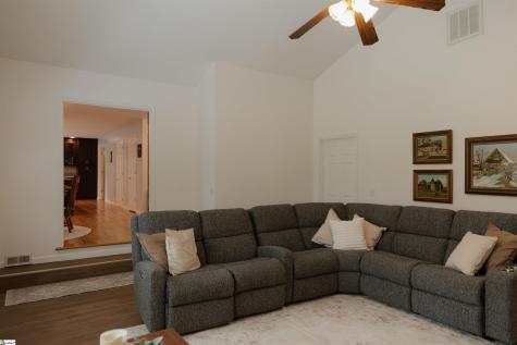 296 Nodine Road Campobello SC 29322