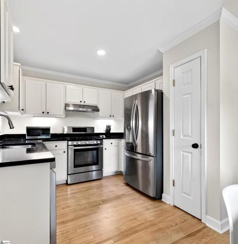 5 Grape Vine Court Greenville SC 29607