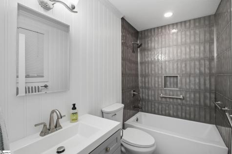 36 Wilshire Drive Greenville SC 29609
