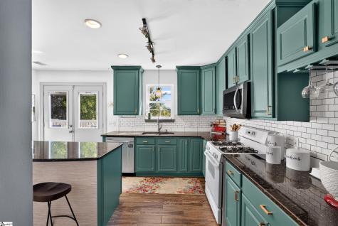 10 River Run Greenville SC 29605