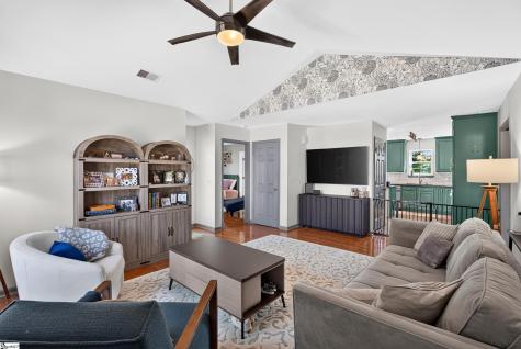10 River Run Greenville SC 29605