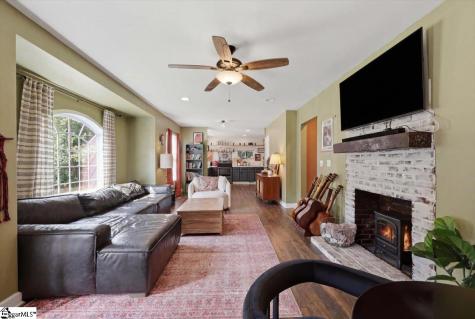 120 Calhoun Street Abbeville SC 29620