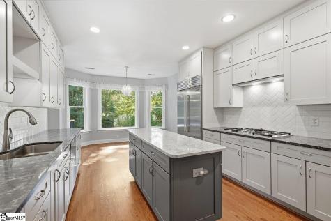 1 Mandarin Circle Taylors SC 29687