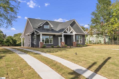 517 N East Main Street Easley SC 29640