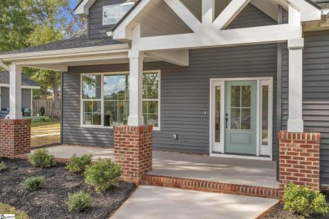 517 N East Main Street Easley SC 29640