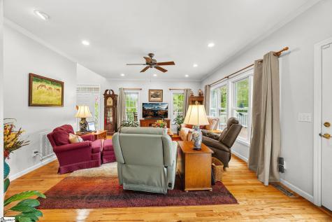 130 Dorothy Lane Pickens SC 29671