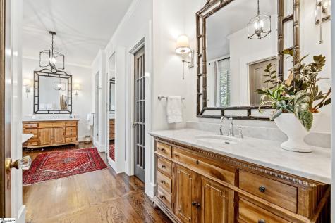 24 Highland Drive Greenville SC 29605