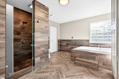 1012 Berry Drive Boiling Springs SC 29316