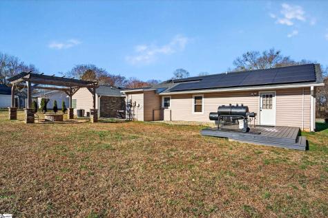 1012 Berry Drive Boiling Springs SC 29316