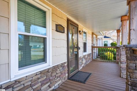 1012 Berry Drive Boiling Springs SC 29316