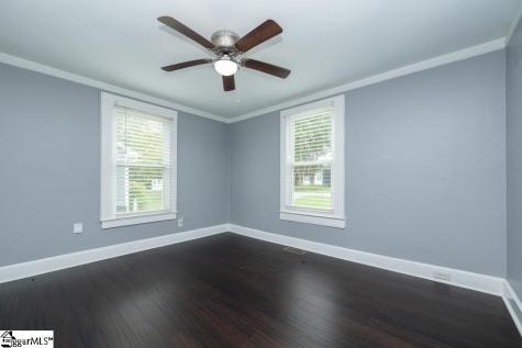 105 E Bearden Street Greer SC 29651