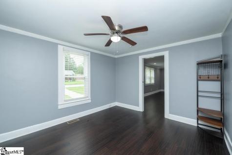 105 E Bearden Street Greer SC 29651