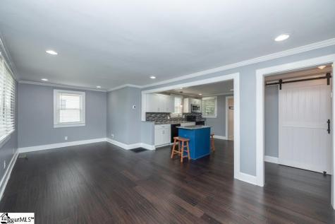 105 E Bearden Street Greer SC 29651
