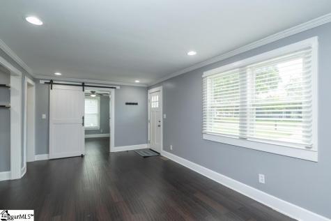 105 E Bearden Street Greer SC 29651