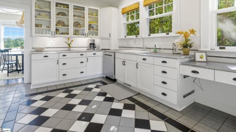 151 Buist Avenue Greenville SC 29609