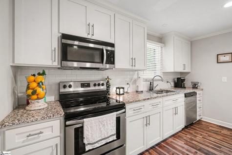 120 Carlton Drive Mauldin SC 29662