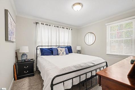 120 Carlton Drive Mauldin SC 29662