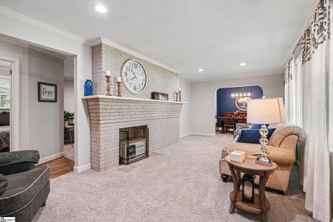 120 Carlton Drive Mauldin SC 29662