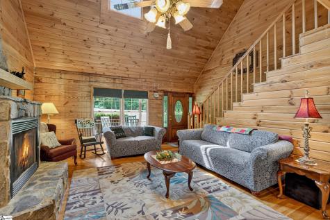 135 Pointe Drive Campobello SC 29322