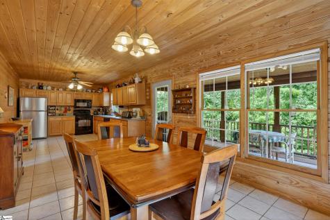 135 Pointe Drive Campobello SC 29322