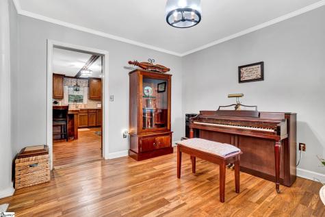 213 Missallie Drive Clinton SC 29325