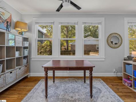6 Briggs Avenue Greenville SC 29601