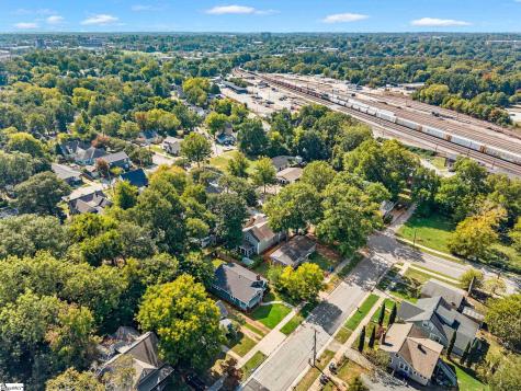 6 Briggs Avenue Greenville SC 29601