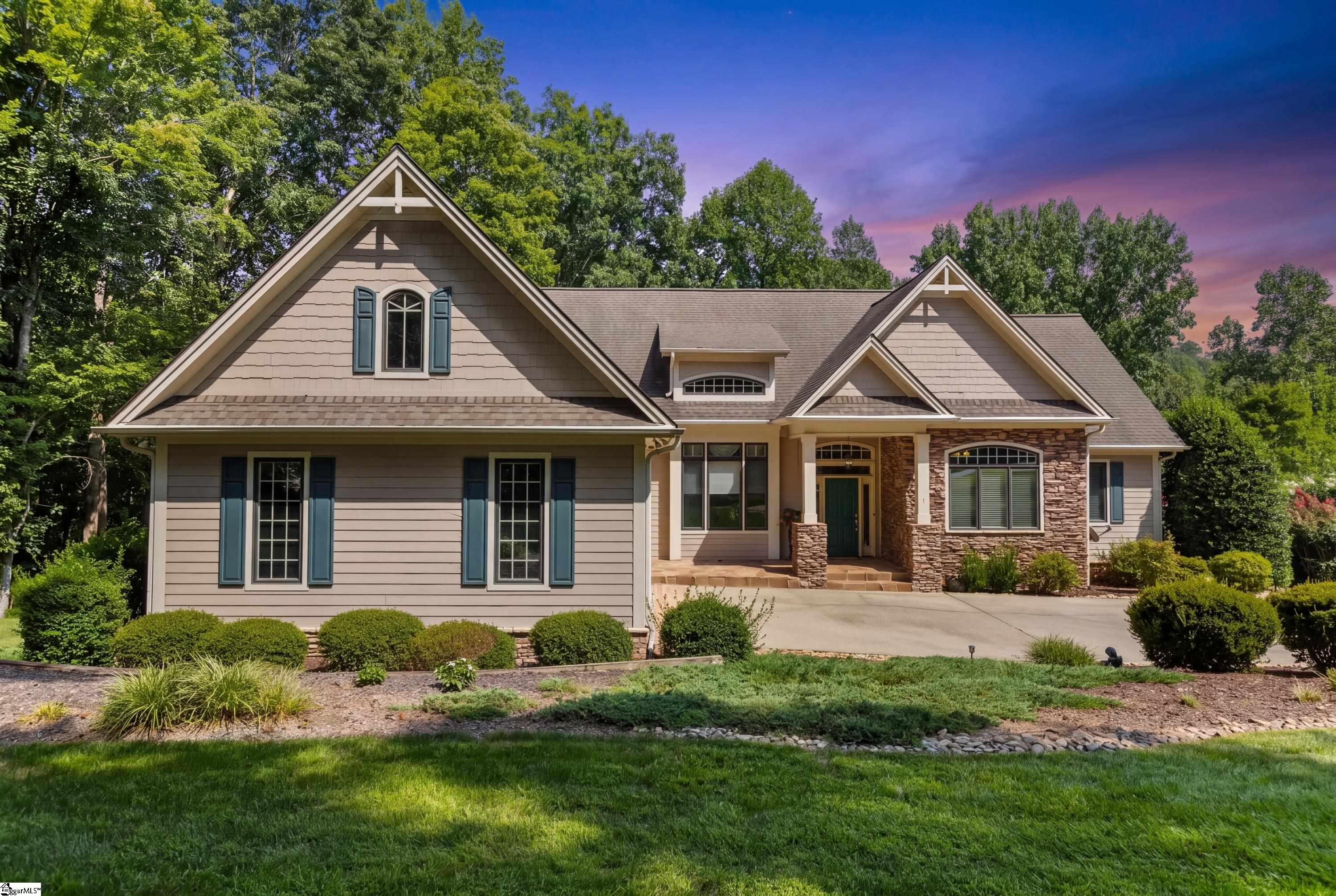 1 Long Shadow Lane Travelers Rest SC 29690