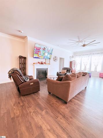 807 Ingleside Way Duncan SC 29334