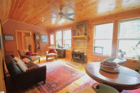 141 Owl Haven Lane Cedar Mountain NC 28718