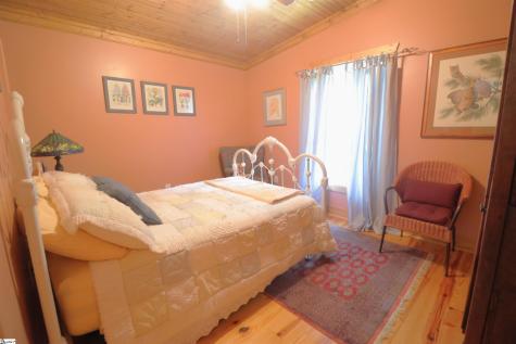 141 Owl Haven Lane Cedar Mountain NC 28718