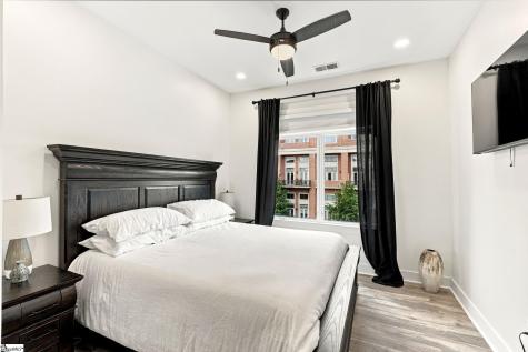 98 E Mcbee Avenue Greenville SC 29601