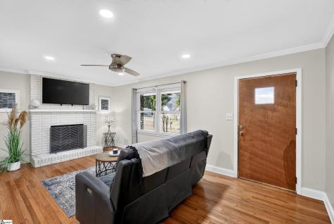 136 James Avenue Spartanburg SC 29385