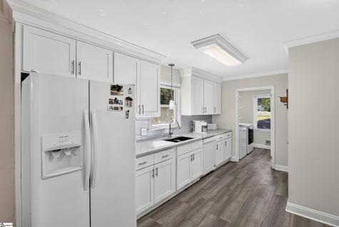 136 James Avenue Spartanburg SC 29385