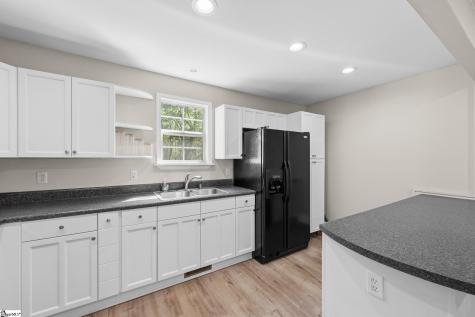 2140 Geer Highway Travelers Rest SC 29690