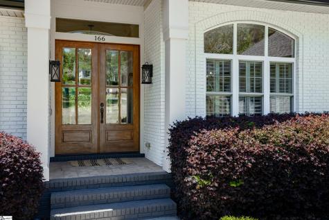 166 S Oak Pointe Drive Seneca SC 29672
