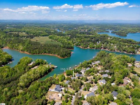166 S Oak Pointe Drive Seneca SC 29672