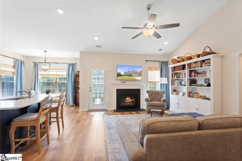 301 Valley Oak Drive Belton SC 29627